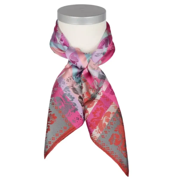 silkeskjerf fra tyrihans